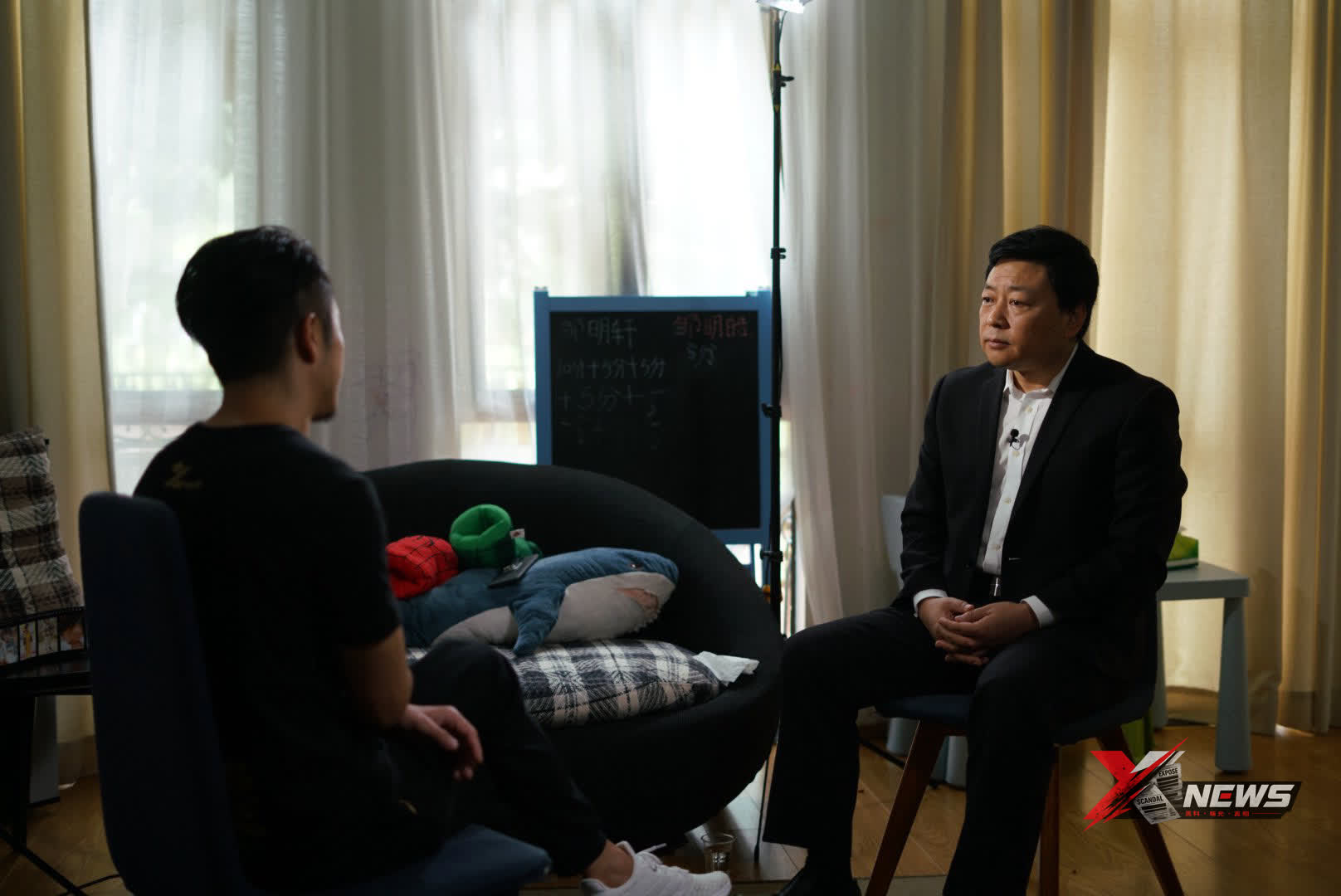 邹市明被妻赶出采访间：夫妻不同甘共苦，离异是早晚的事